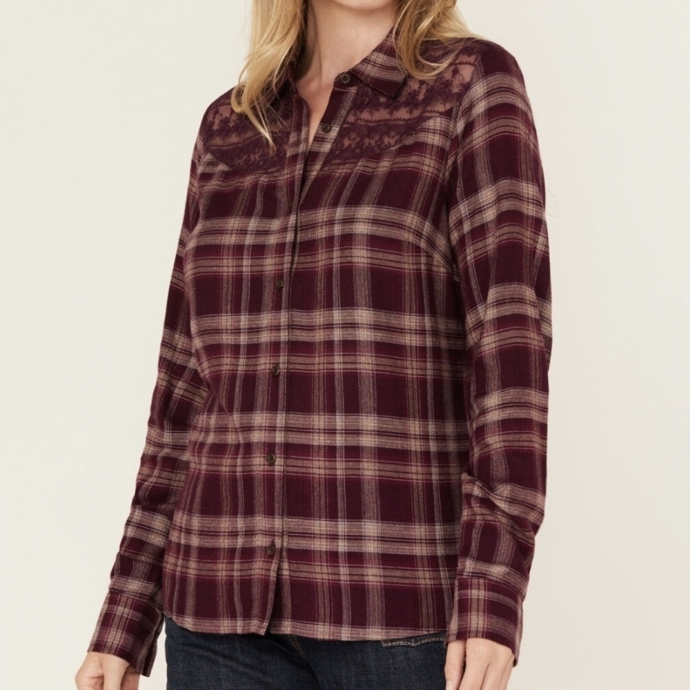 New. Shyanne Wome's Burgundy Plaid Button Down Shirt Size L